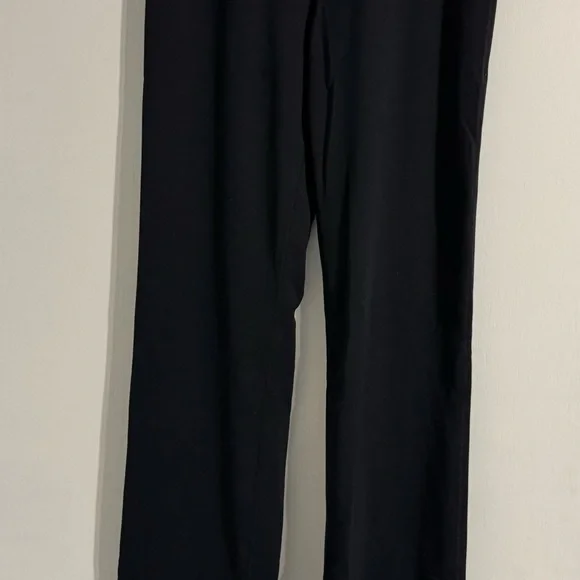 Two pairs of Champion Performance Black and Gray flare leggings! Both M long - Picture 2 of 7